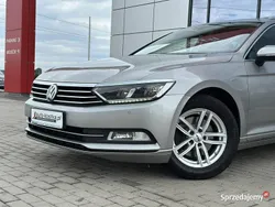 Srebrny Używany 2016 VW Passat Kombi | 51 399 zł (Uczciwa cena)