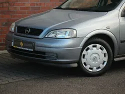 Szary (metalik, perła) Używany 2006 Opel Astra Hatchback | 9990 zł (Uczciwa cena)