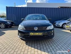 Czarny Używany 2016 VW Jetta Sedan/Limuzyna | 40 000 zł
