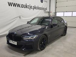 Niebieski ciemny (metalik) Używany 2022 BMW 530 M Sport Sedan/Limuzyna | 180 000 zł (Uczciwa cena)