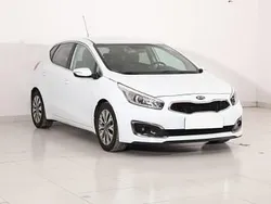 Biały Używany 2016 Kia Ceed Hatchback | 29 999 zł (Dobra cena)