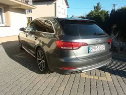 Szary Używany 2016 Audi A4 S-Line Kombi | 85 000 zł