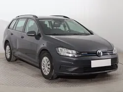 Szary Używany 2018 VW Golf VII Kombi | 39 999 zł (Dobra cena)