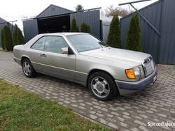 Złoty Używany 1990 Mercedes E300 Coupe | 22 900 zł