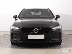 Czarny Używany 2020 Volvo V60 Kombi | 86 499 zł (Dość drogi)