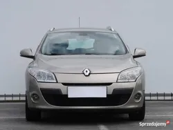 Brązowy Używany 2010 Renault Mégane GrandTour Kombi | 17 999 zł (Dość drogi)