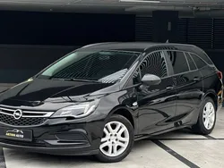 Czarny Używany 2018 Opel Astra Kombi | 38 900 zł (Uczciwa cena)