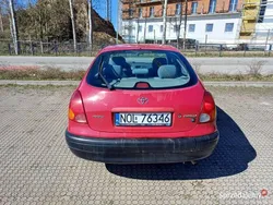 Czerwony Używany 2001 Toyota Corolla Hatchback | 3100 zł