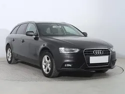 Szary Używany 2015 Audi A4 Kombi | 40 999 zł (Dobra cena)