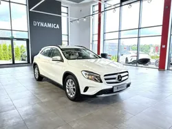 Biały Używany 2015 Mercedes GLA200 SUV | 69 900 zł (Uczciwa cena)
