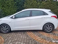 Biały Używany 2012 Hyundai i30 Hatchback | 30 900 zł (Uczciwa cena)