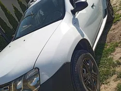 Biały Używany 2017 Dacia Duster SUV | 24 100 zł (Dobra cena)