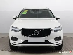 Biały Używany 2019 Volvo XC60 SUV | 114 999 zł (Uczciwa cena)