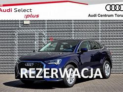 Niebieski ciemny (metalik) Używany 2021 Audi Q3 SUV | 189 900 zł