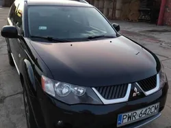 Czarny Używany 2008 Mitsubishi Outlander SUV | 35 900 zł (Drogi)