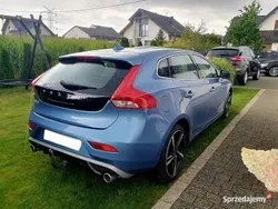 Niebieski Używany 2015 Volvo V40 Kombi | 34 900 zł (Dobra cena)