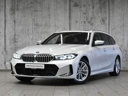 Mineral white metallic metalizowany Używany 2023 BMW 330 Comfort Edition Kombi | 208 800 zł