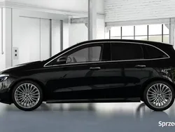 Czarny Nowe 2025 Mercedes B200 Minivan | 143 960 zł (Drogi)