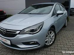 Niebieski Używany 2016 Opel Astra Kombi | 27 900 zł (Uczciwa cena)