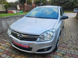 Srebrny Używany 2007 Opel Astra Hatchback | 13 500 zł (Dość drogi)