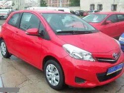 Czerwony Używany 2013 Toyota Yaris Hatchback | 28 700 zł (Uczciwa cena)