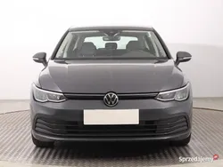 Szary Używany 2021 VW Golf VIII Hatchback | 64 999 zł (Uczciwa cena)