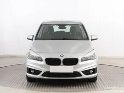 Srebrny Używany 2016 BMW 218 Gran Tourer Minivan | 42 999 zł