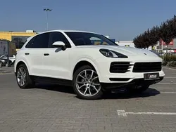 Biały Używany 2019 Porsche Cayenne SUV | 189 700 zł