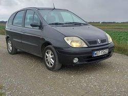 Czarny Używany 2003 Renault Scénic Minivan | 4750 zł (Dość drogi)