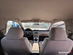 Złoty Używany 2007 VW Passat Sedan/Limuzyna | 7500 zł