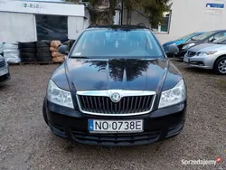 Czarny Używany 2009 Skoda Octavia Classic Kombi | 16 900 zł (Uczciwa cena)