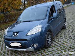 Niebieski Używany 2010 Peugeot TePee Van | 18 500 zł