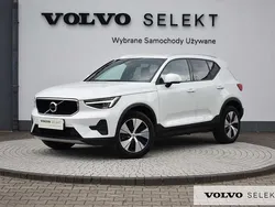 Biały Używany 2024 Volvo XC40 SUV | 154 900 zł (Dobra cena)