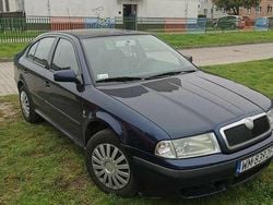 Niebieski Używany 2003 Skoda Octavia Hatchback | 2300 zł (Dobra cena)