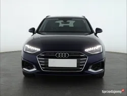 Niebieski Używany 2023 Audi A4 Kombi | 127 999 zł