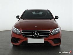 Czerwony Używany 2016 Mercedes E220 Sedan/Limuzyna | 104 999 zł (Uczciwa cena)