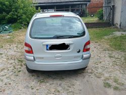Srebrny Używany 2002 Renault Scénic Minivan | 4300 zł (Dość drogi)