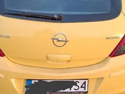 Złoty Używany 2010 Opel Corsa Eco Coupe | 10 000 zł (Uczciwa cena)
