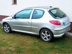 Używany 2006 Peugeot 206 Hatchback | 4300 zł (Dobra cena)