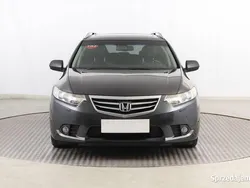 Szary Używany 2011 Honda Accord Kombi | 41 499 zł (Dość drogi)