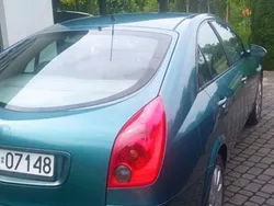 Zielony Używany 2002 Nissan Primera Hatchback | 5599 zł