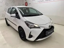 Biały Używany 2020 Toyota Yaris Active Hatchback | 49 900 zł (Dość drogi)
