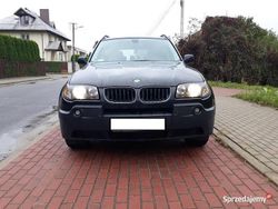 Czarny Używany 2005 BMW X3 SUV | 13 900 zł