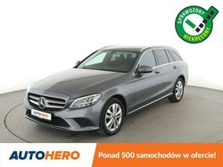 Szary Używany 2018 Mercedes C180 Kombi | 70 000 zł (Uczciwa cena)