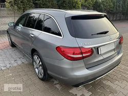 Srebrny Używany 2016 Mercedes C350e Kombi | 36 500 zł