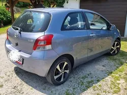 Szary Używany 2010 Toyota Yaris | 14 500 zł
