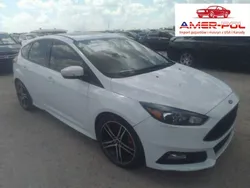 Biały Używany 2018 Ford Focus ST Hatchback | 61 000 zł