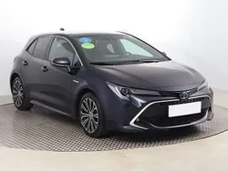 Niebieski Używany 2021 Toyota Corolla Hatchback | 95 999 zł (Uczciwa cena)