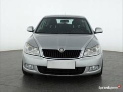 Srebrny Używany 2009 Skoda Octavia Hatchback | 19 999 zł (Uczciwa cena)