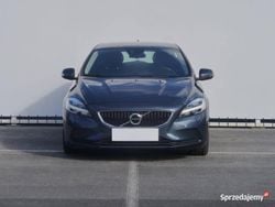 Szary Używany 2017 Volvo V40 Hatchback | 44 999 zł (Uczciwa cena)